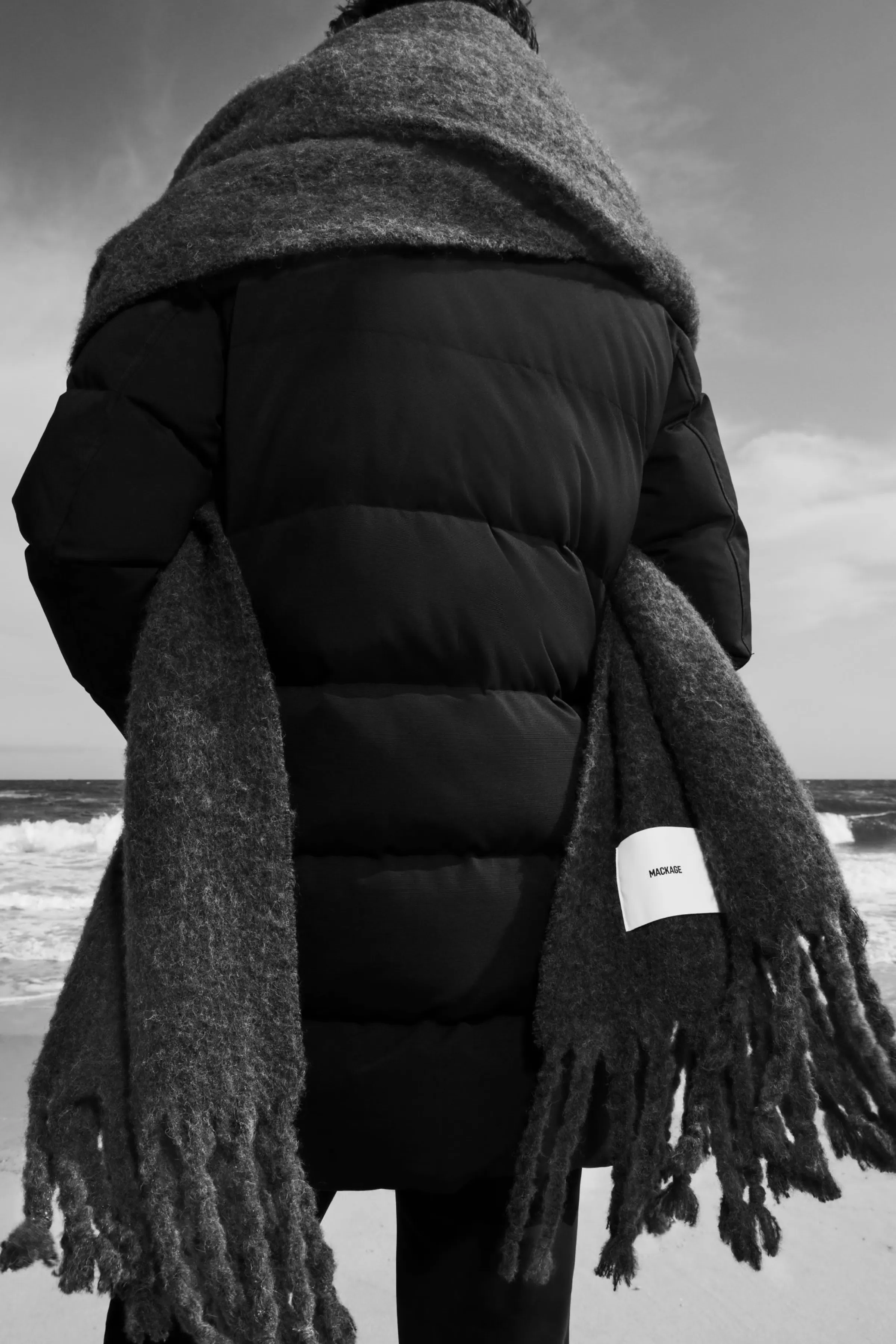 Colby, Unisex Rectangular Wool Scarf With Fringed Ends | ® US | Mackage Fashion