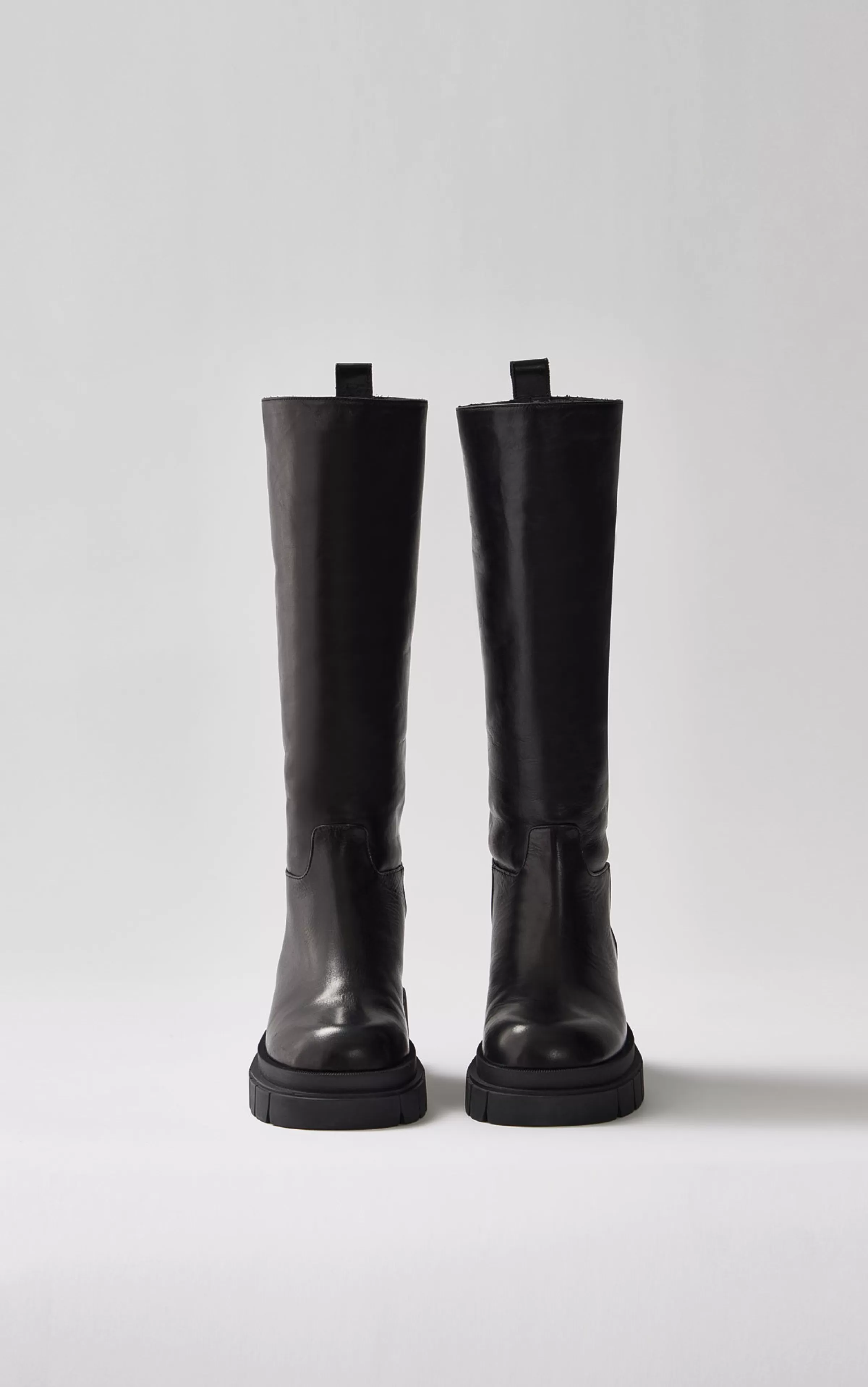 Commander, Shearling-lined Lug Sole (R) Leather Boot For Ladies | ® US | Mackage Fashion