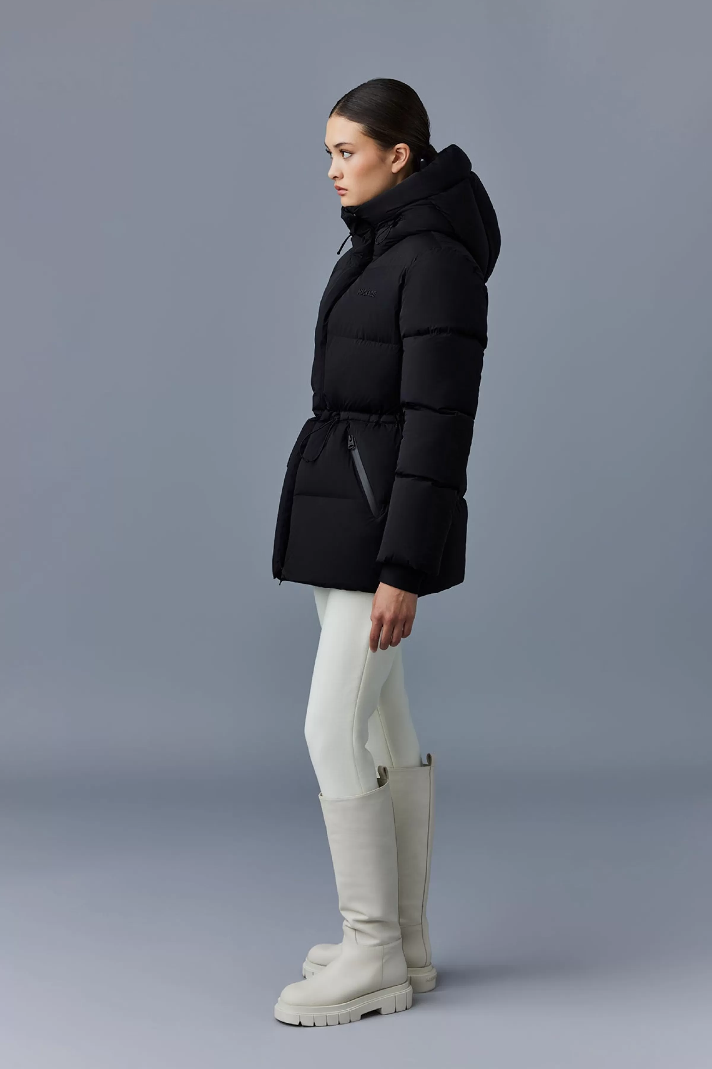 Freya, Stretch Light Down Jacket For Ladies | ® US | Mackage Store