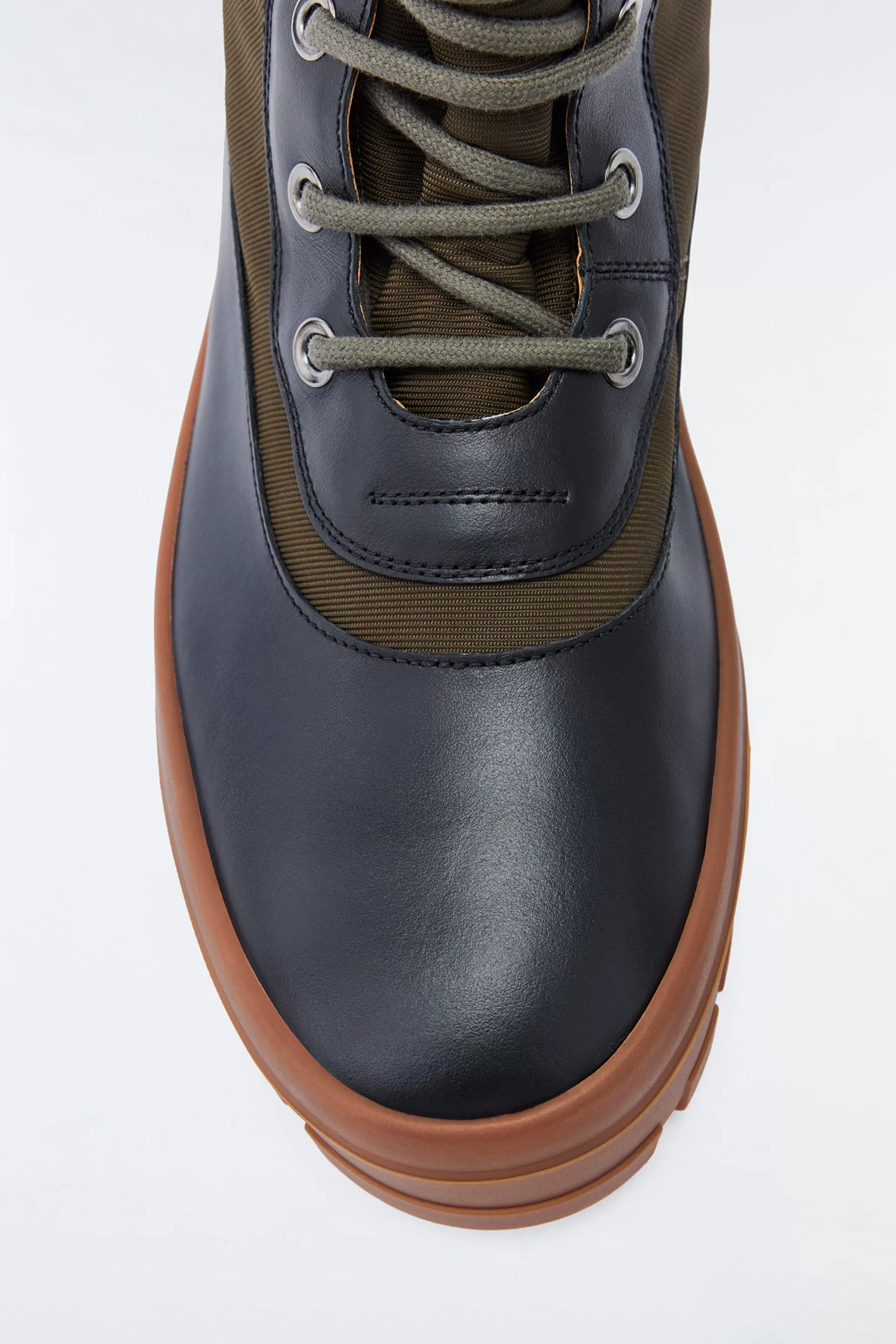 Hero, Unlined Winter Boot With Signature Lug Tread For Men | ® US | Mackage New