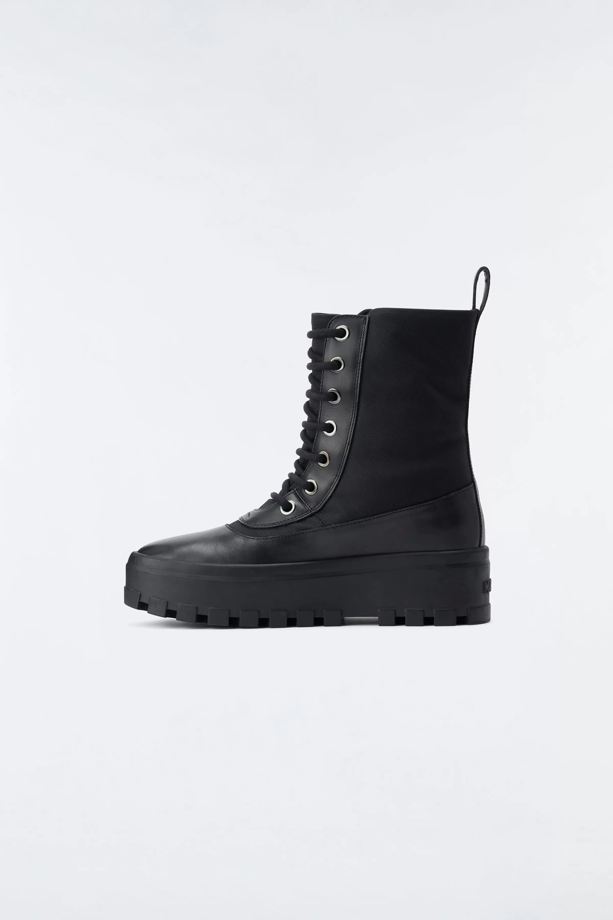Hero, Unlined Winter Boot With Signature Lug Tread Sole For Ladies | ® US | Mackage Flash Sale