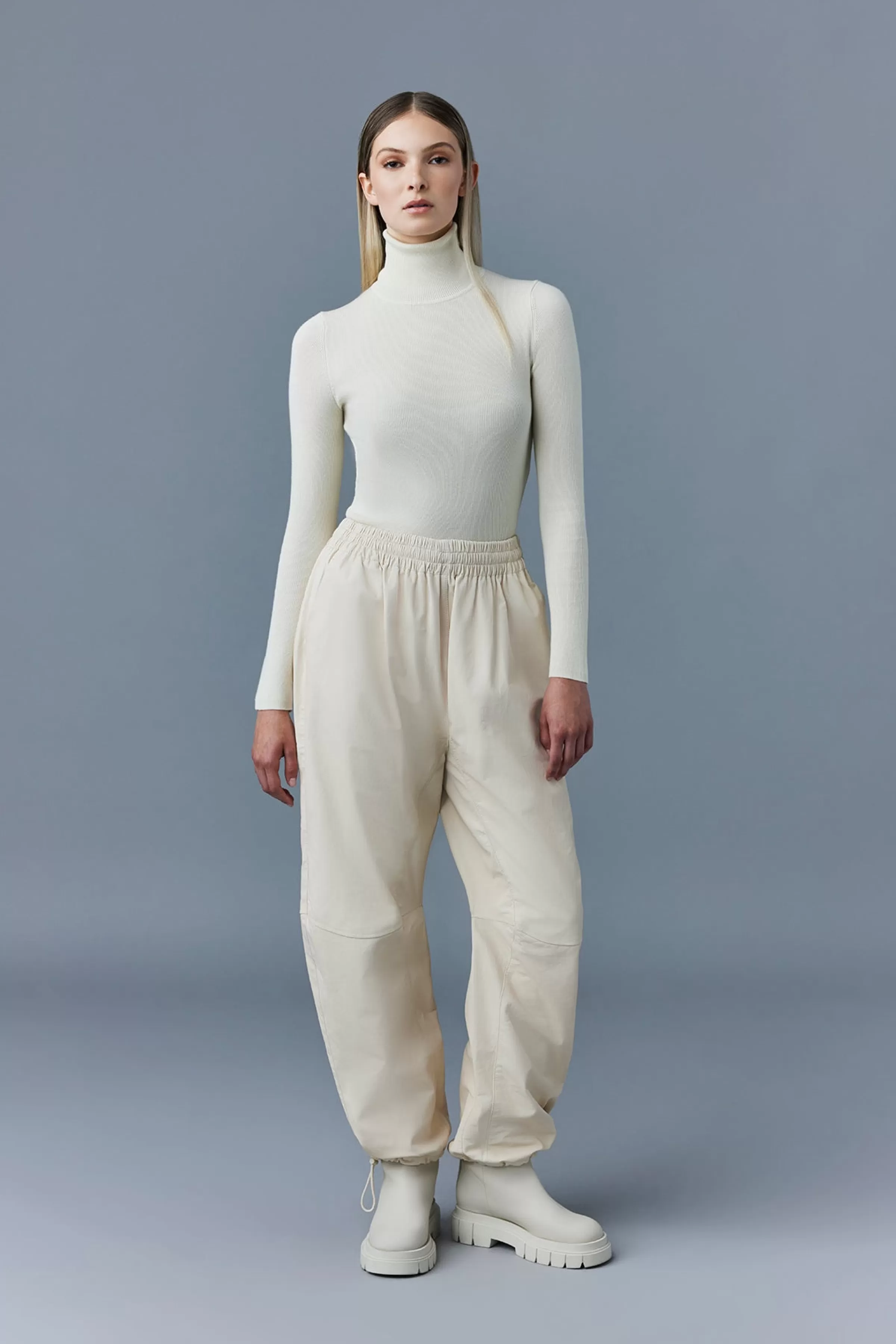 Illona, Luxe Calfskin Monochromatic Pants For Ladies | ® US | Mackage Fashion