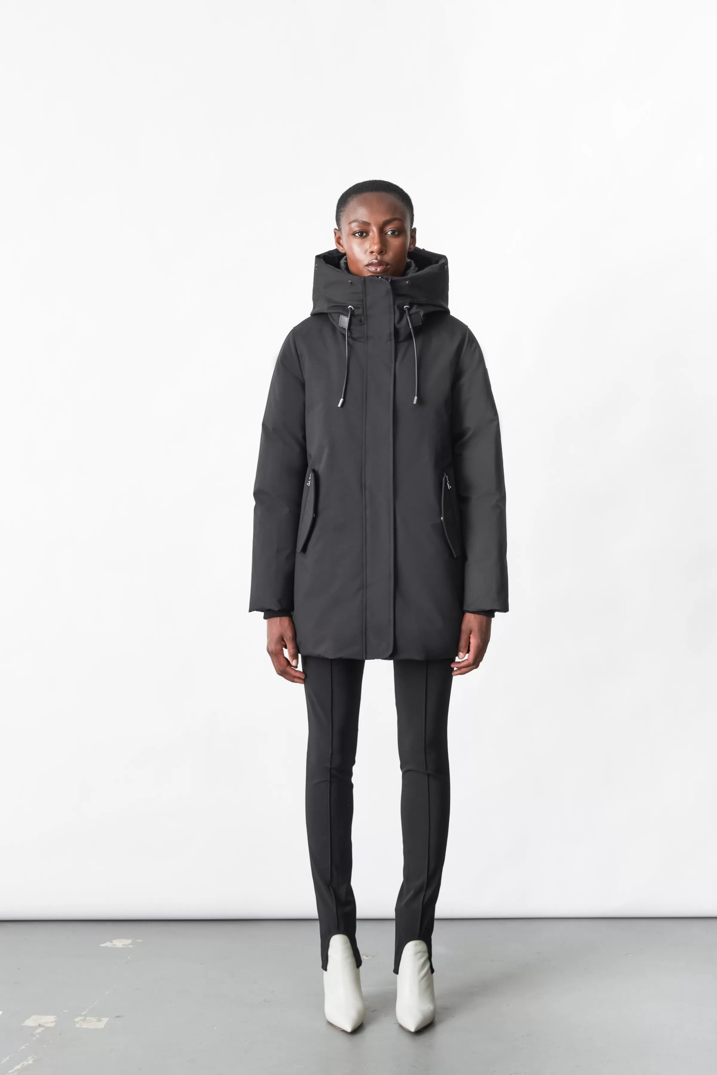 Kinslee, 2-in-1 Oversized Down Parka With Bib And Natural Fur For Ladies | ® US | Mackage Outlet