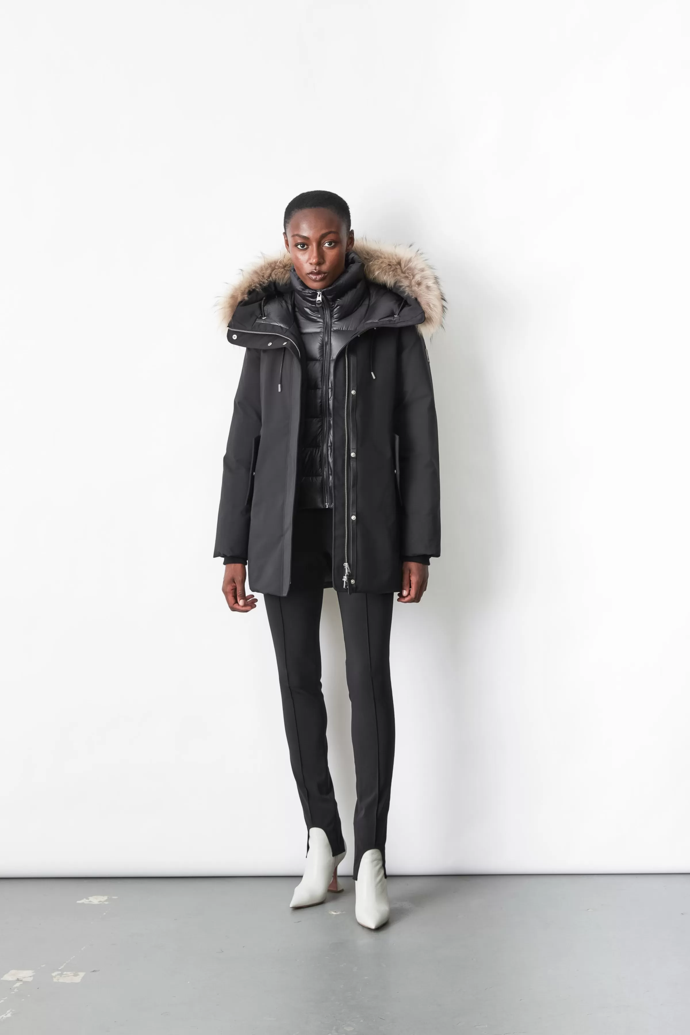 Kinslee, 2-in-1 Oversized Down Parka With Bib And Natural Fur For Ladies | ® US | Mackage Outlet