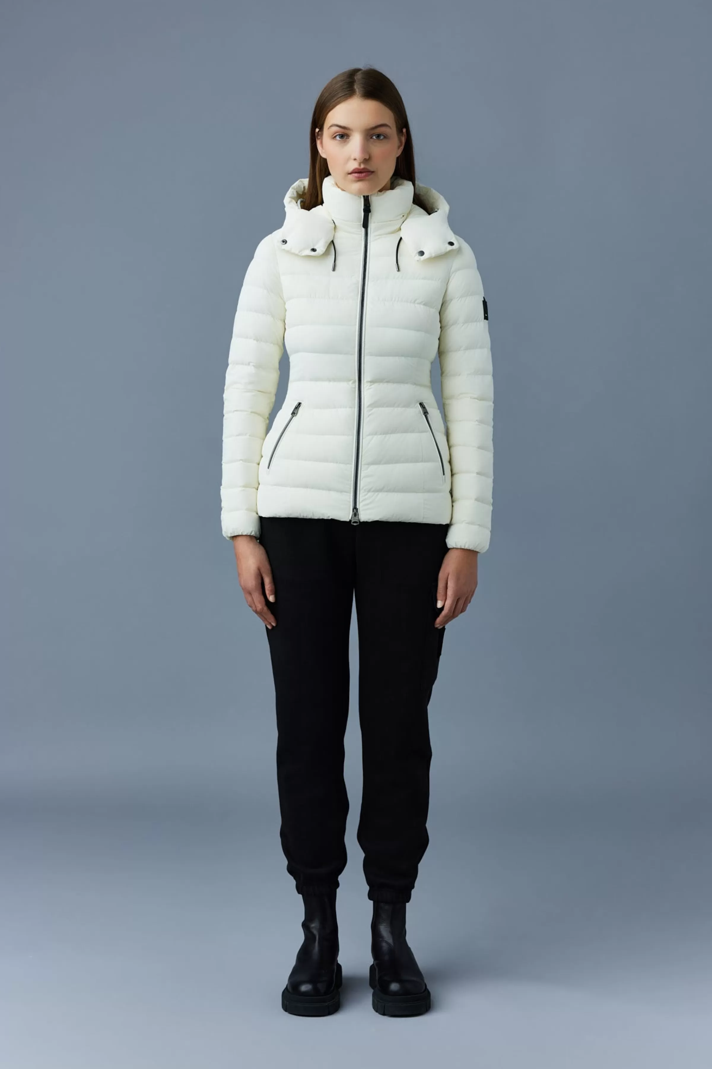 Michi, Agile-360 Stretch Light Down Jacket With Hood For Ladies | ® US | Mackage Best Sale