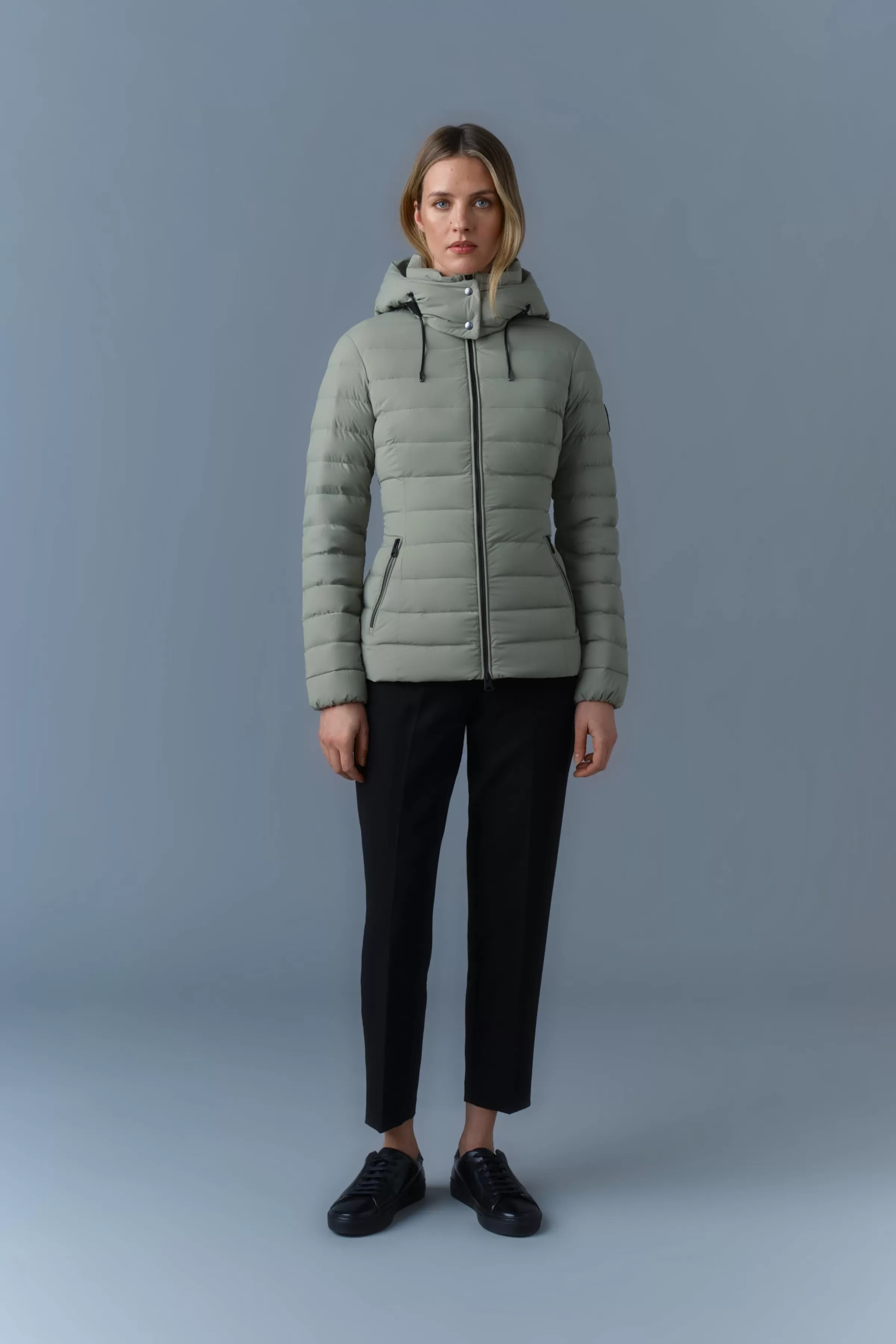 Michi, Agile-360 Stretch Light Down Jacket With Hood For Ladies | ® US | Mackage Best Sale
