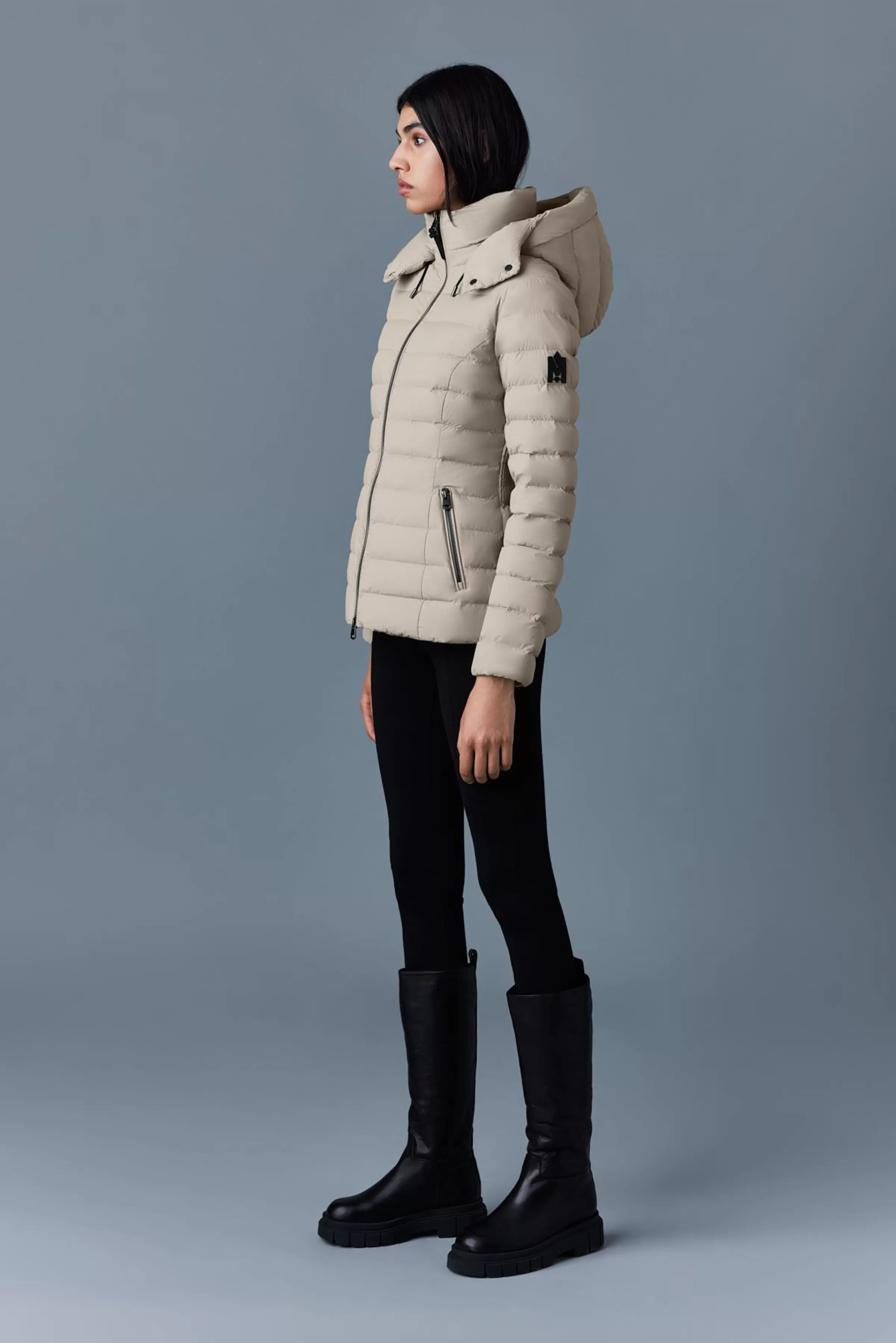 Michi, Agile-360 Stretch Light Down Jacket With Hood For Ladies | ® US | Mackage Best Sale