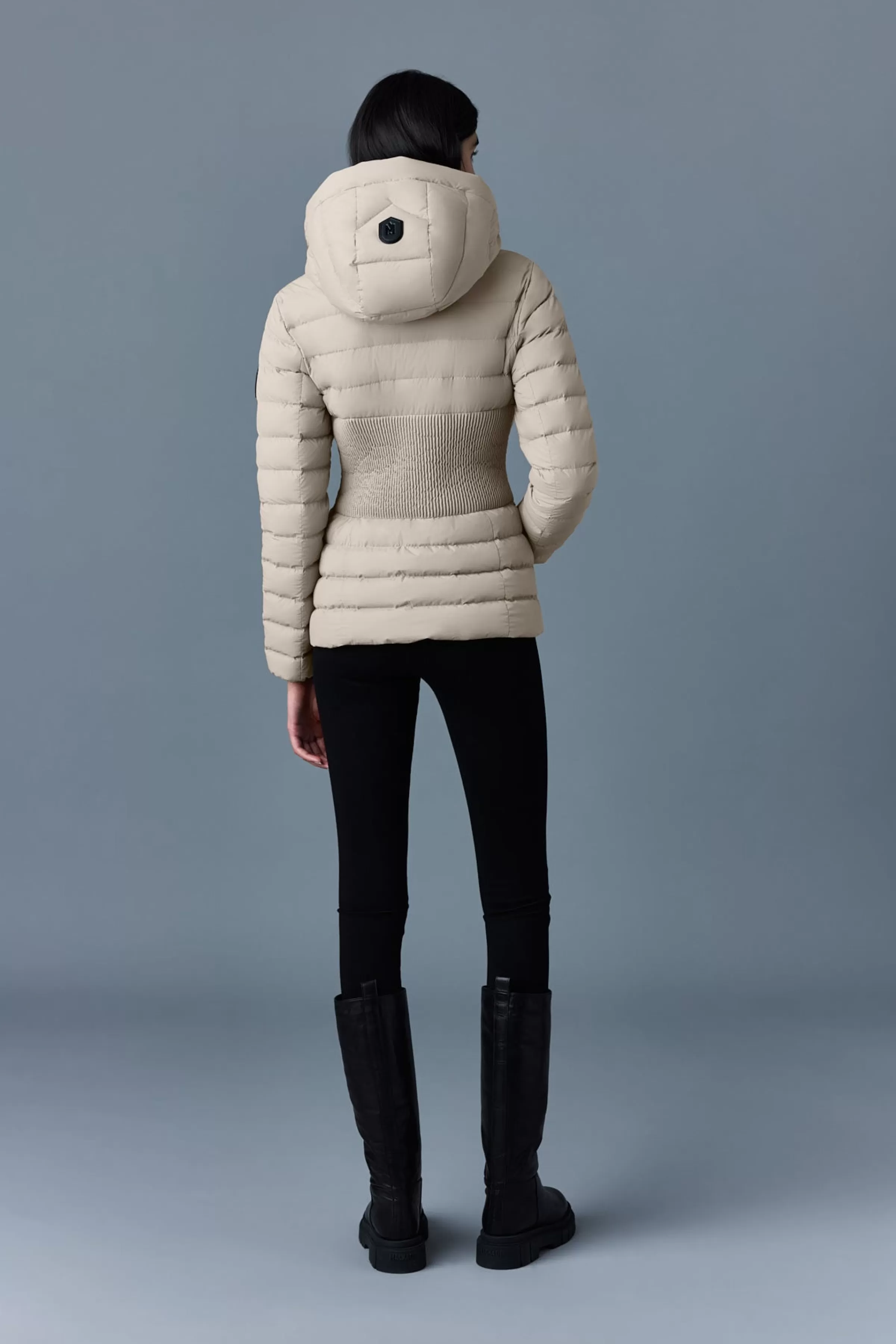 Michi, Agile-360 Stretch Light Down Jacket With Hood For Ladies | ® US | Mackage Best Sale