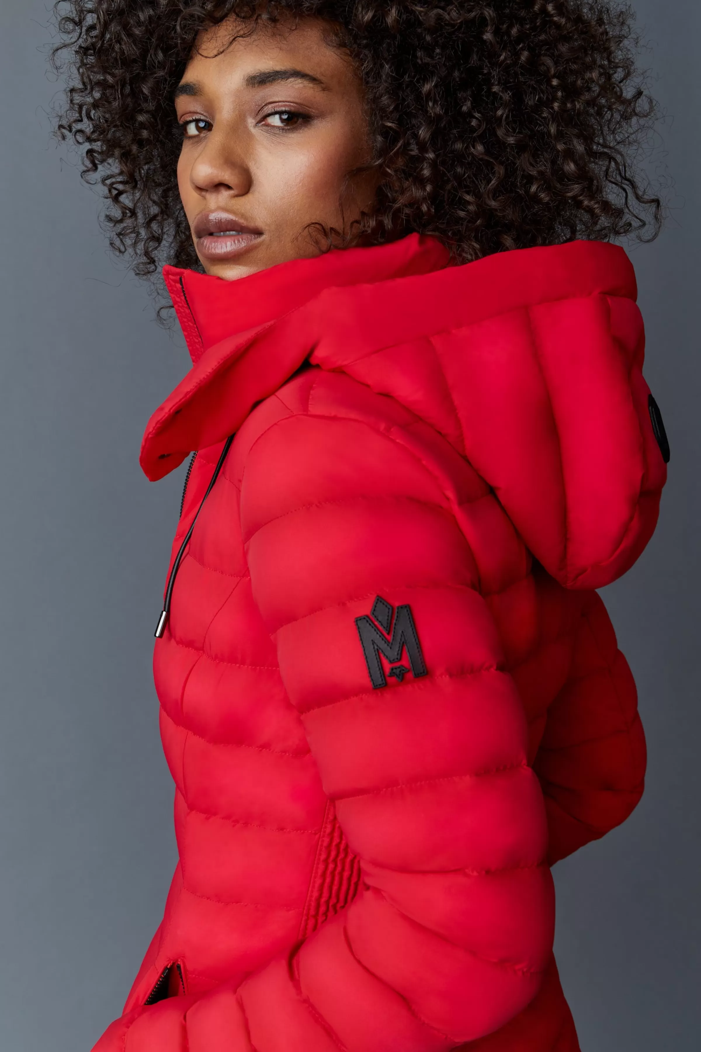 Michi, Agile-360 Stretch Light Down Jacket With Hood For Ladies | ® US | Mackage Best Sale