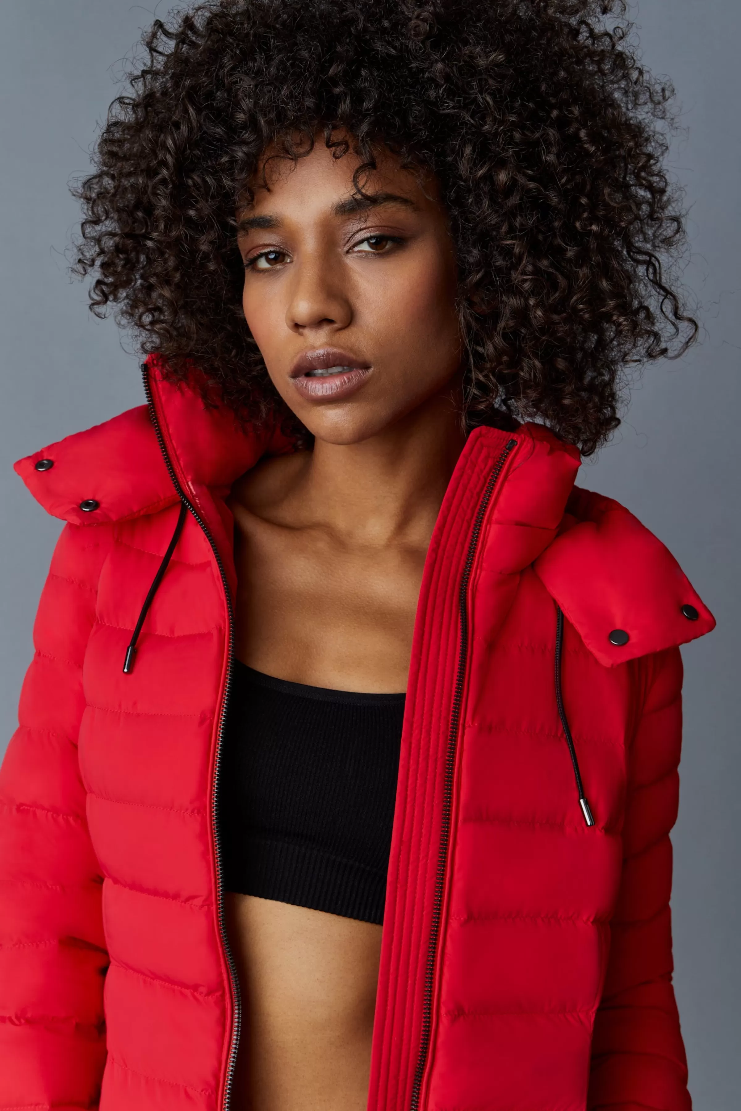 Michi, Agile-360 Stretch Light Down Jacket With Hood For Ladies | ® US | Mackage Best Sale