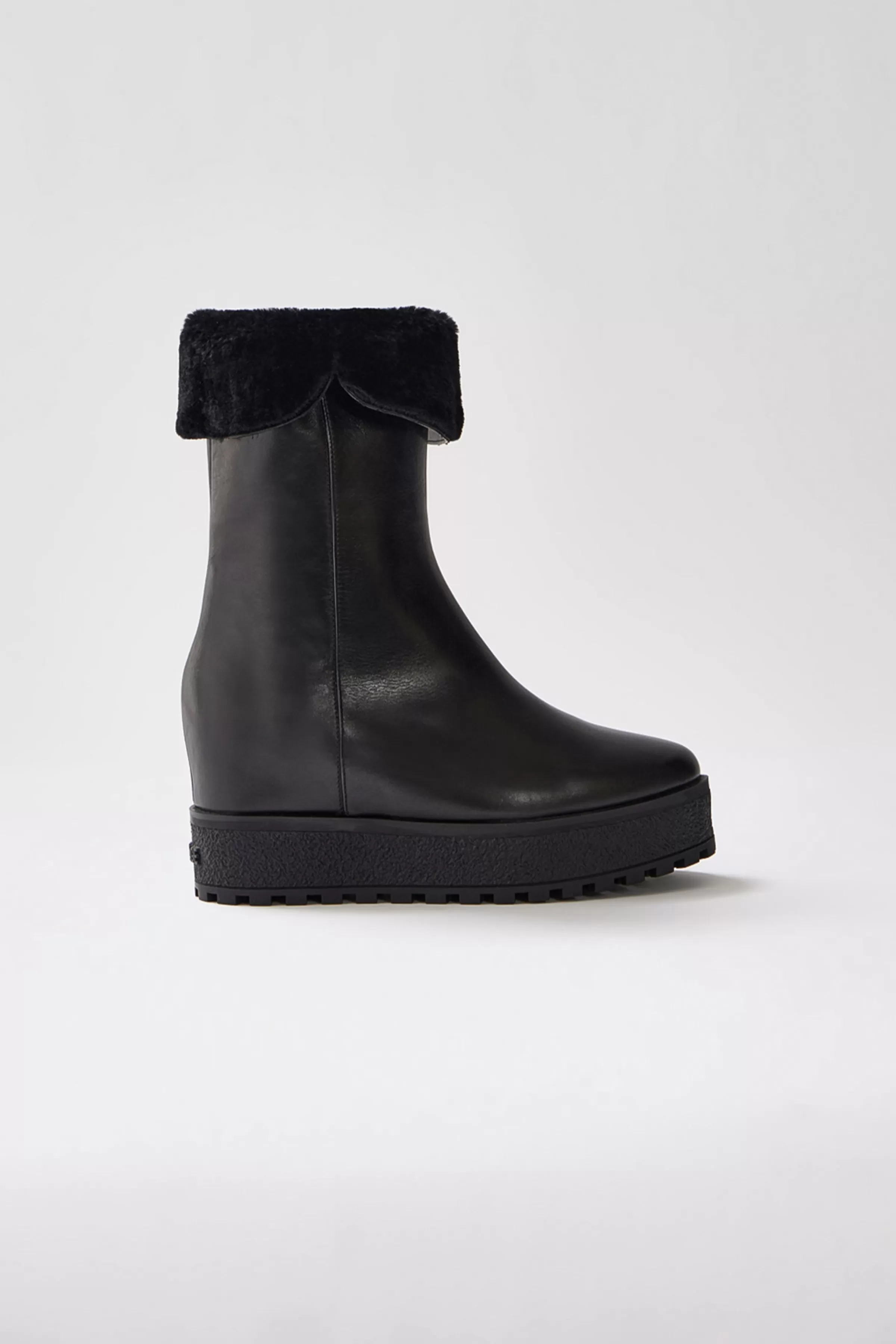 Noble, Shearling-lined Wedge (R) Leather Boot For Ladies | ® US | Mackage Flash Sale