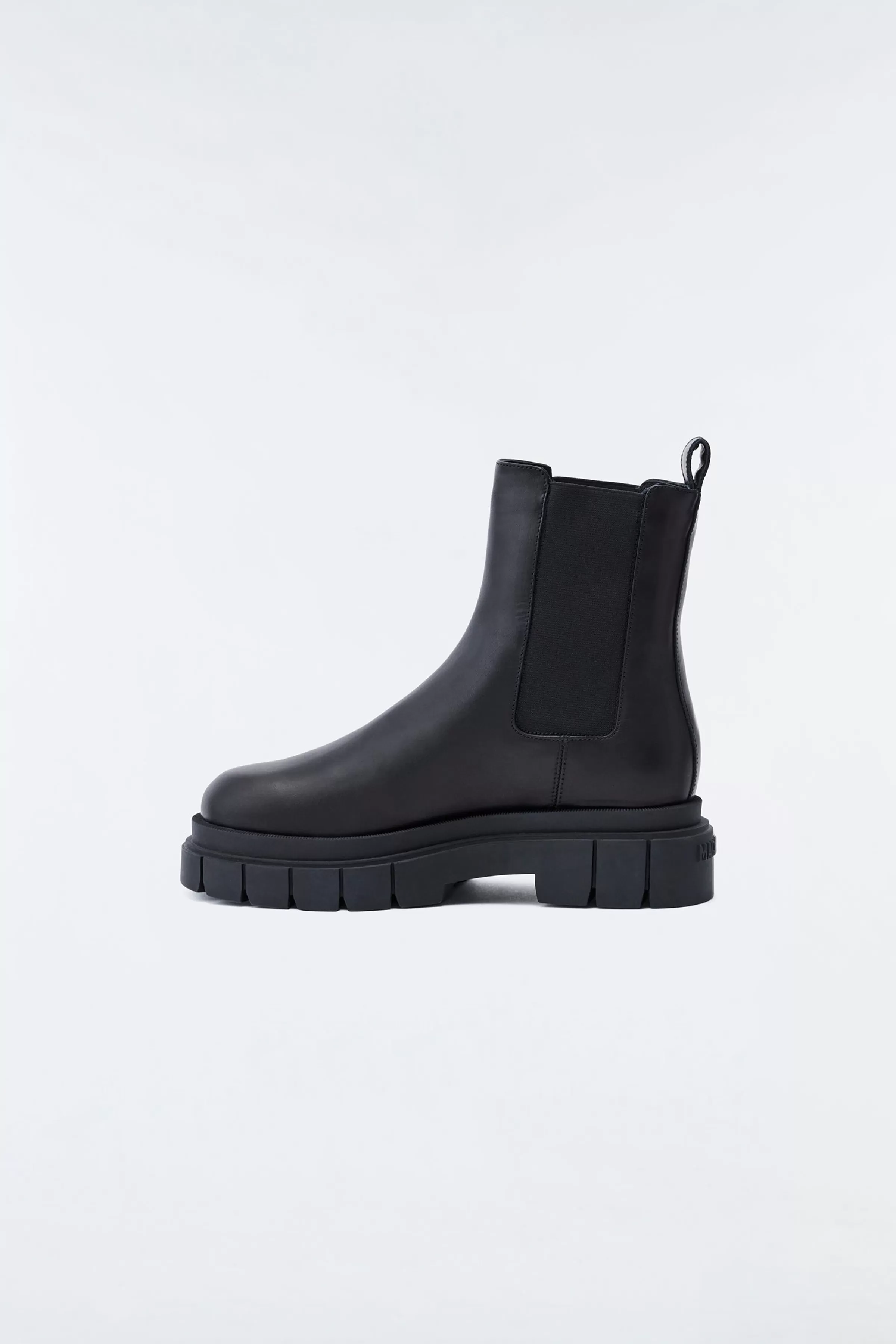 Storm, Shearling-lined (R) Leather Chelsea Boot For Ladies | ® US | Mackage Clearance