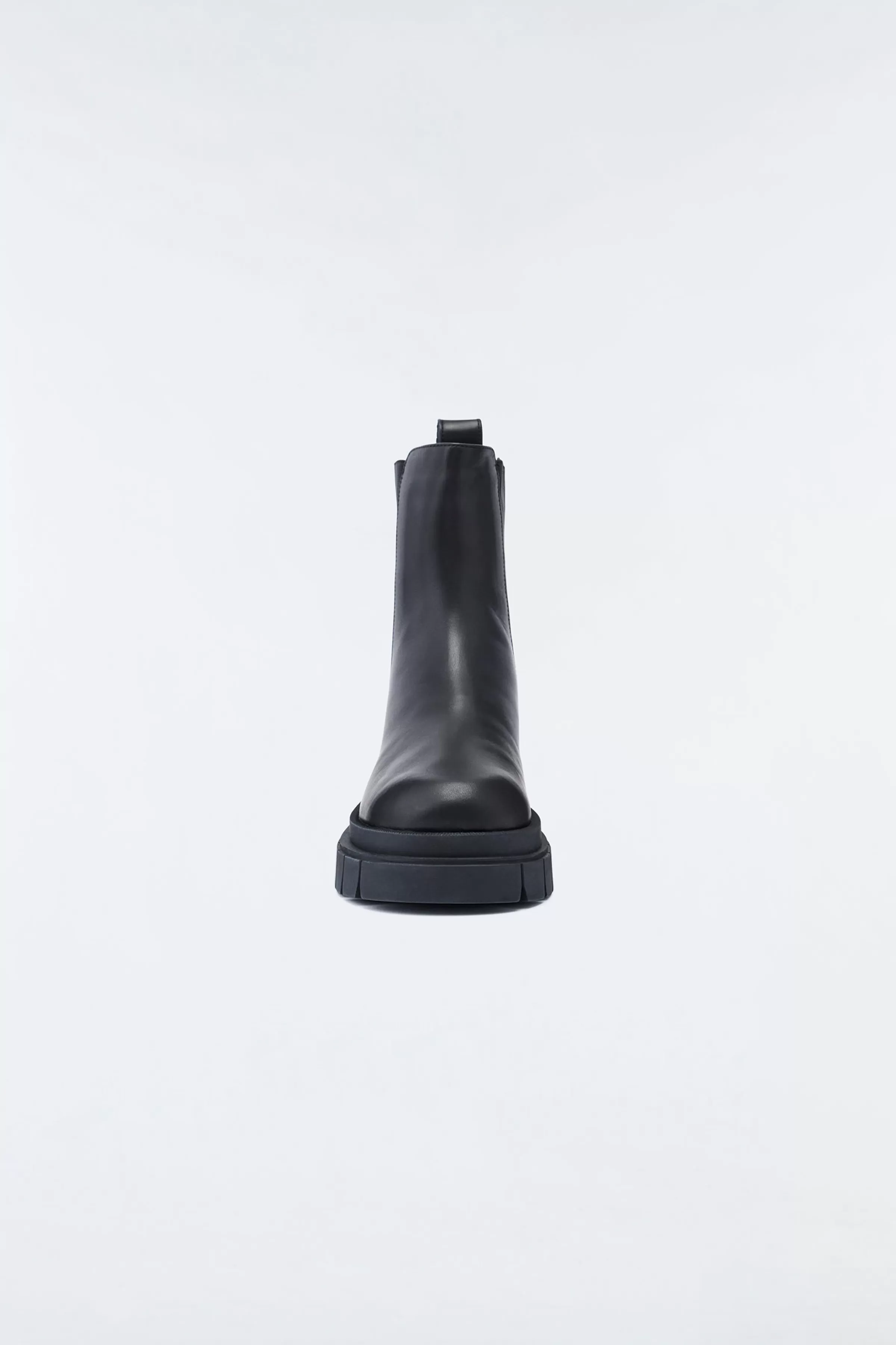 Storm, Shearling-lined (R) Leather Chelsea Boot For Ladies | ® US | Mackage Clearance