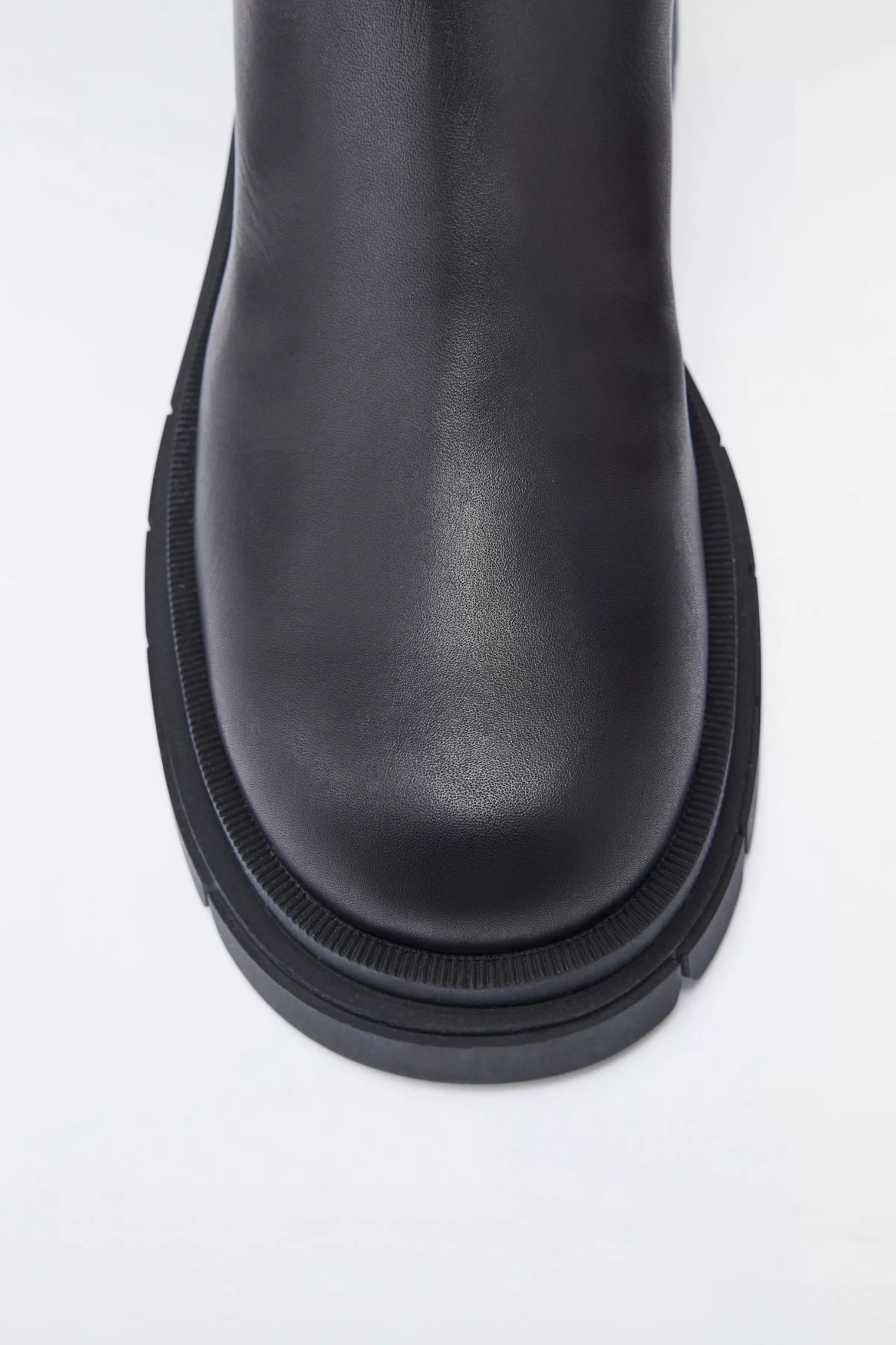 Storm, Shearling-lined (R) Leather Chelsea Boot For Ladies | ® US | Mackage Clearance