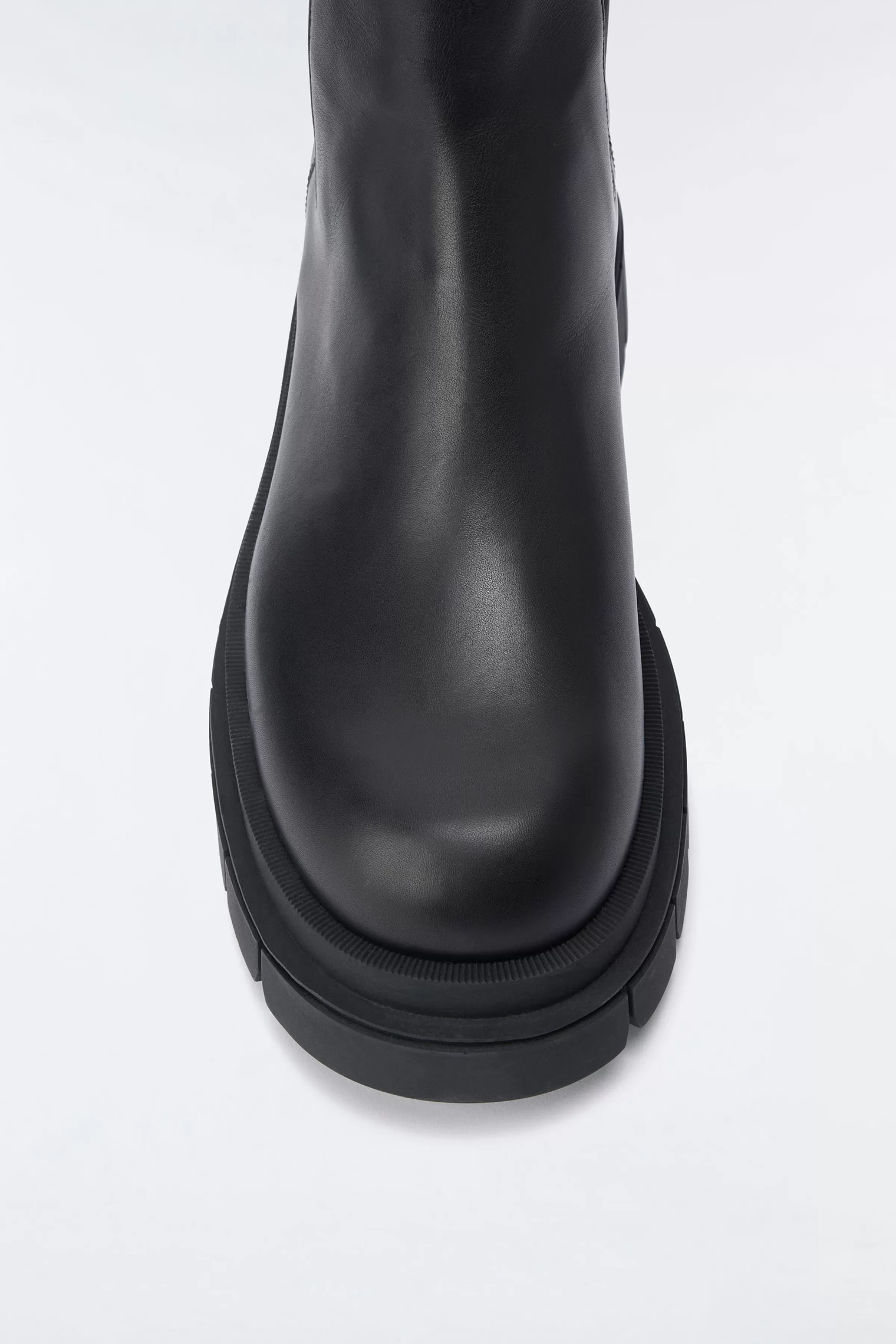 Storm, Unlined Lug Sole (R) Leather Chelsea Boot For Ladies | ® US | Mackage Hot